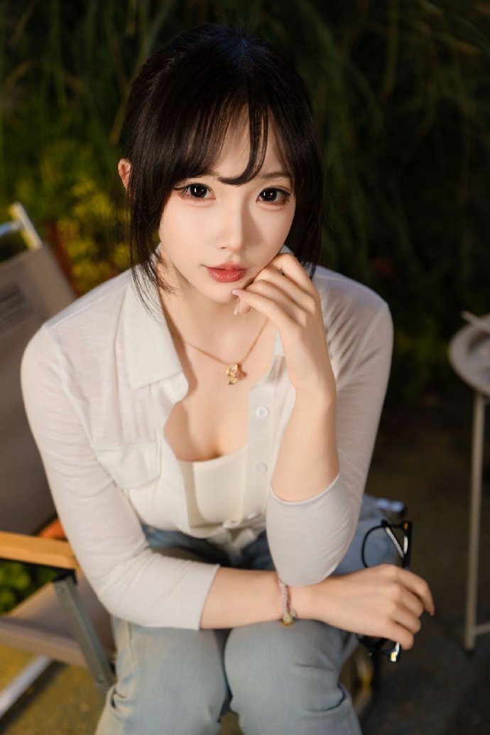 寸止挑战大赛-今日精选·光影散步封面